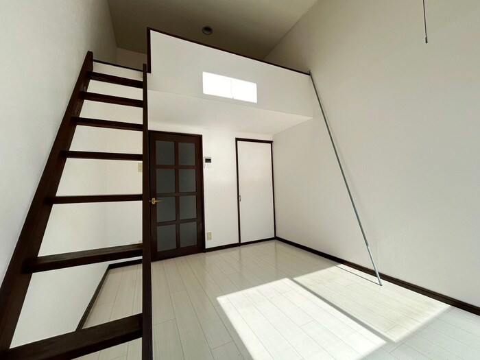 ロフティ富沢Ⅰの物件内観写真