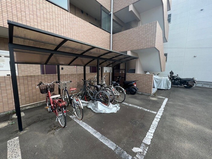 シティハイツ１０番館の物件外観写真