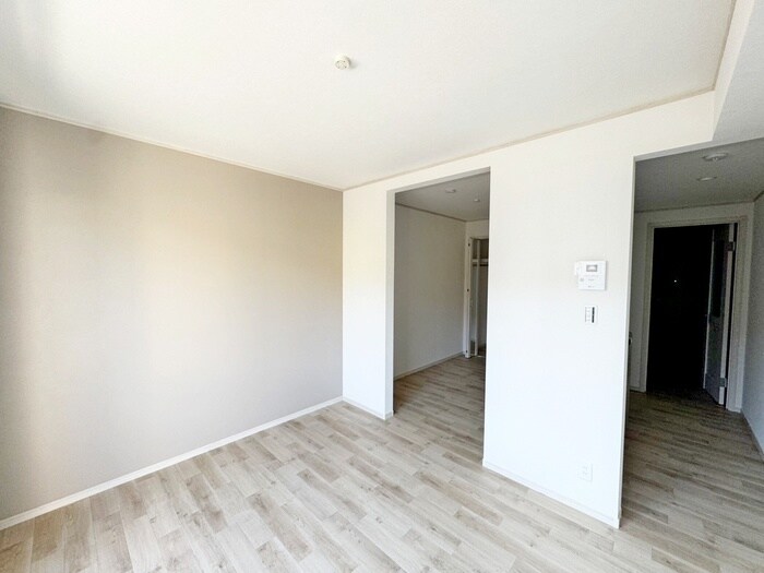 メリディアン川平伍番館の物件内観写真