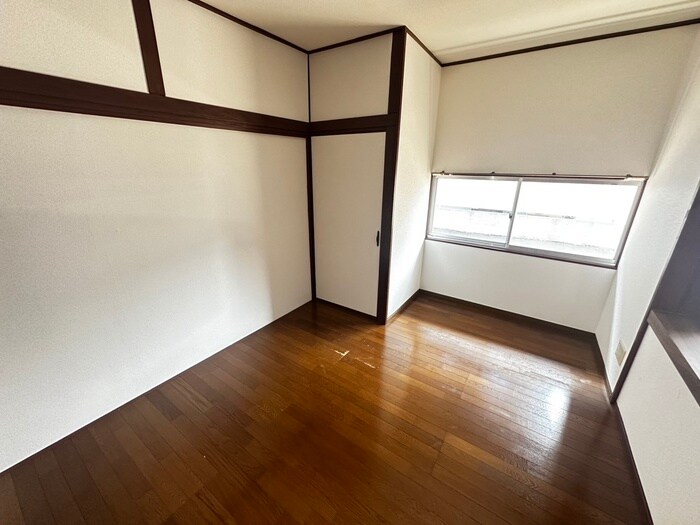 新田四丁目貸家の物件内観写真