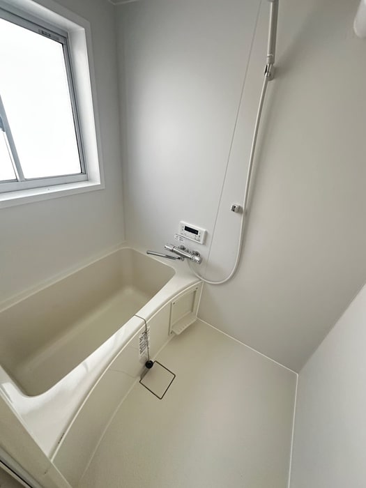 新田四丁目貸家の物件内観写真