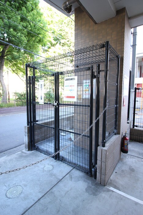 ヱビスヤパークサイドの物件外観写真