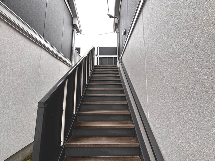 陽光ハイツAの物件外観写真