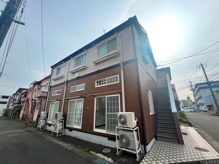 アルム宮千代の物件外観写真