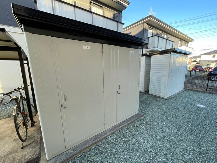 ヴィラ　パースリーの物件外観写真