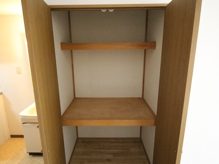 サンライズ荒巻の物件内観写真