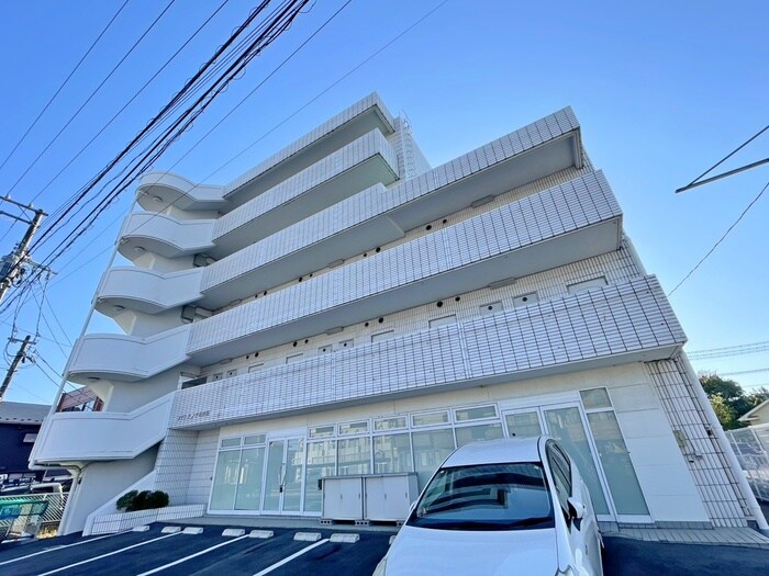 メゾン・ド・ノア壱番館の物件外観写真