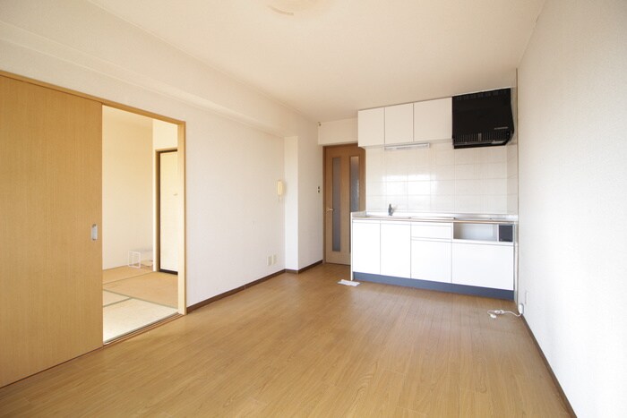 クリスタルテラスの物件内観写真