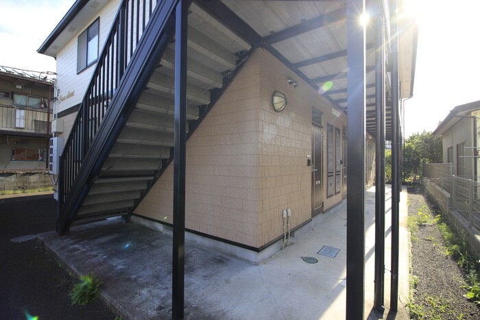 カーサ新栄の物件外観写真