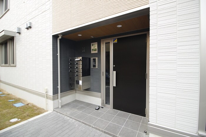 D-ROOM二軒茶屋TMTの物件外観写真