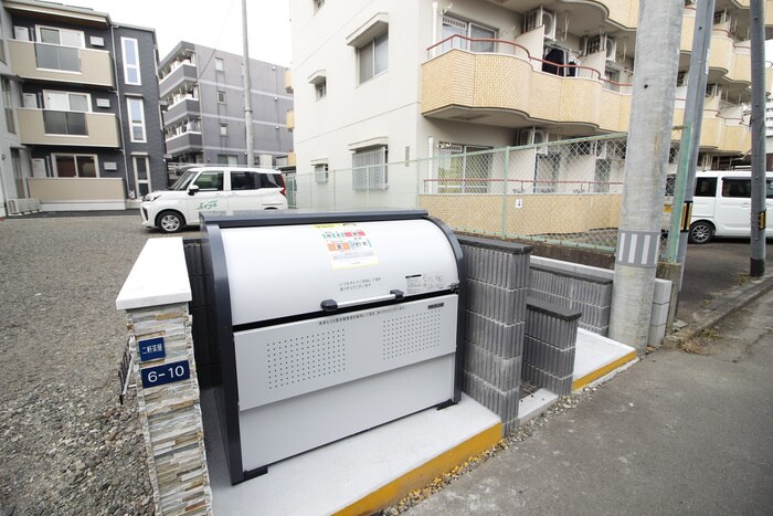 D-ROOM二軒茶屋TMTの物件外観写真