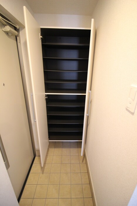 シャルール・エイトの物件内観写真