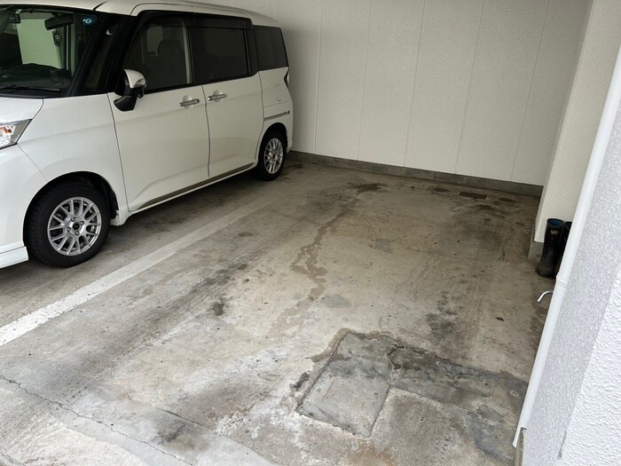 ホワイトメゾン山久の物件外観写真