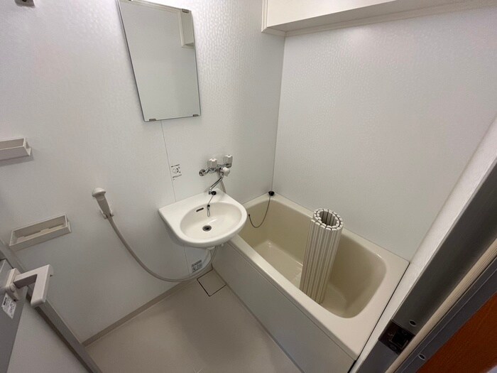 ホワイトメゾン山久の物件内観写真