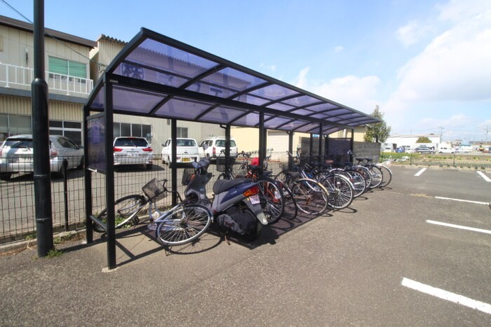 プリエ白鳥の物件外観写真