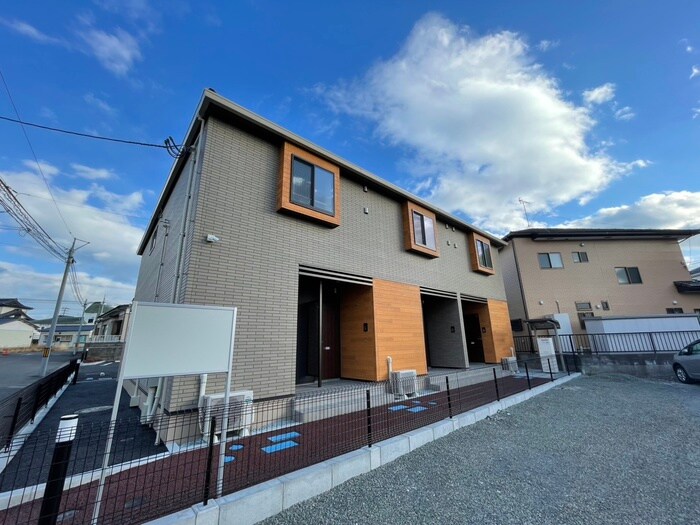 ソルトハウスの物件外観写真