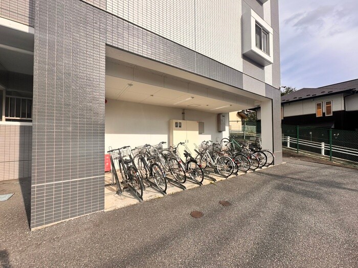 サンヴァ－リオ小松島の物件外観写真