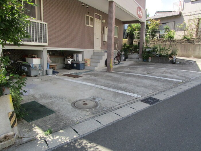 マルヤパラ－ストの物件外観写真