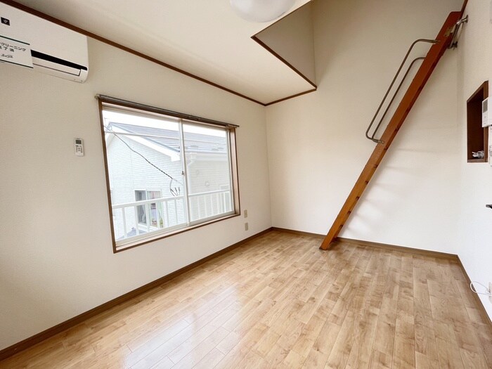 マルヤパラ－ストの物件内観写真