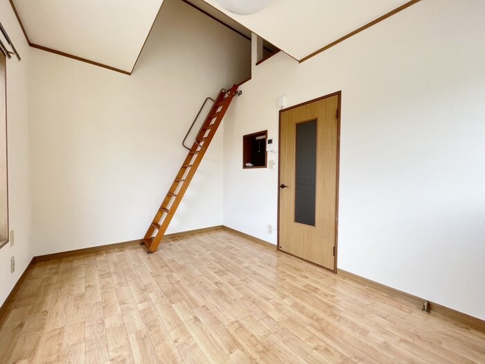 マルヤパラ－ストの物件内観写真