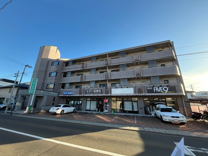 レ－ベンコ－トＡ棟の物件外観写真