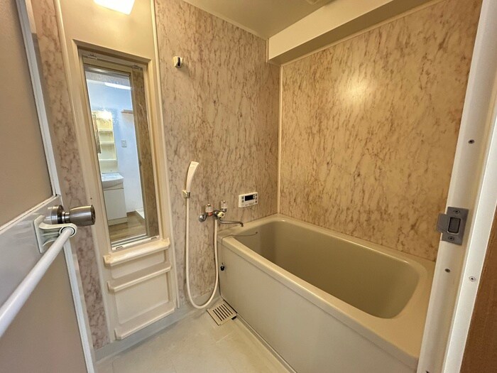 レ－ベンコ－トＡ棟の物件内観写真