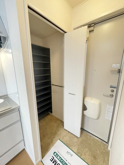 レジデンス井上の物件内観写真