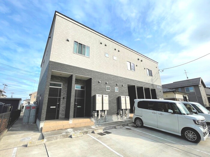 アッセンブルの物件外観写真