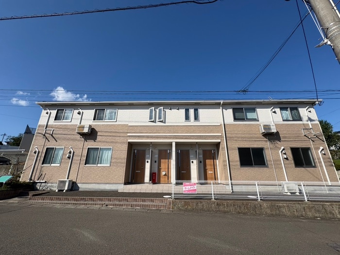 ライジングスターA棟の物件外観写真