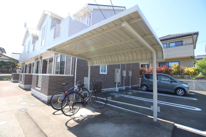 ポプラ－ルの物件外観写真