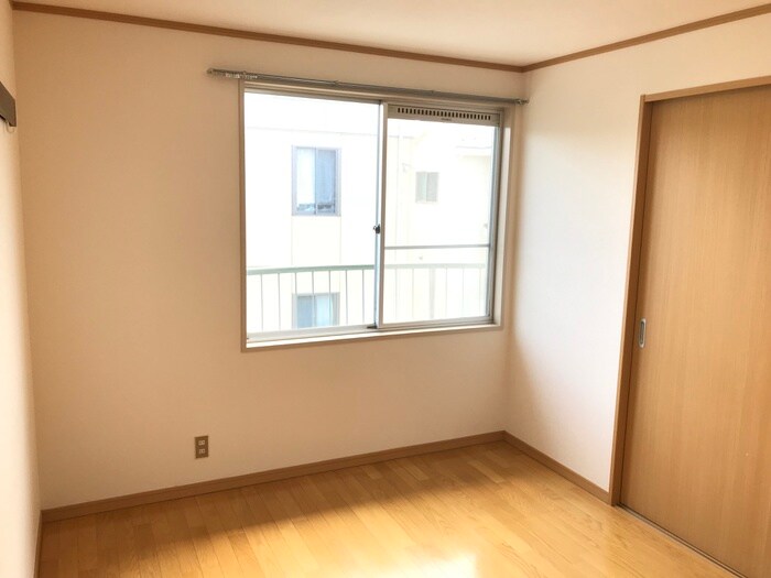 吉田ハイツの物件内観写真