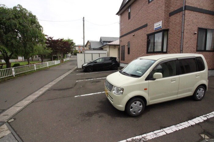 Ｆｒａｉｓ９６１の物件外観写真