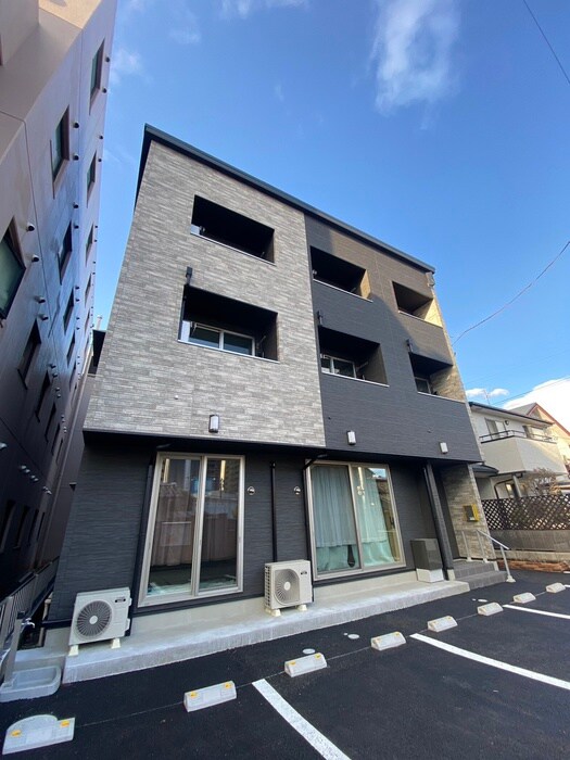 ルミエールAKの物件外観写真