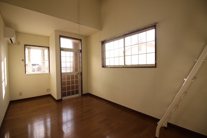 グランビュ－歩坂の物件内観写真