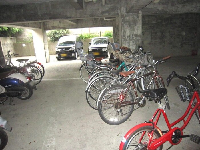 第３コ－ポ手代木の物件外観写真