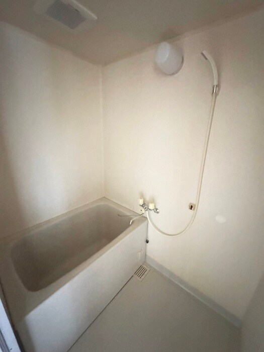 TAILOR4番館の物件内観写真