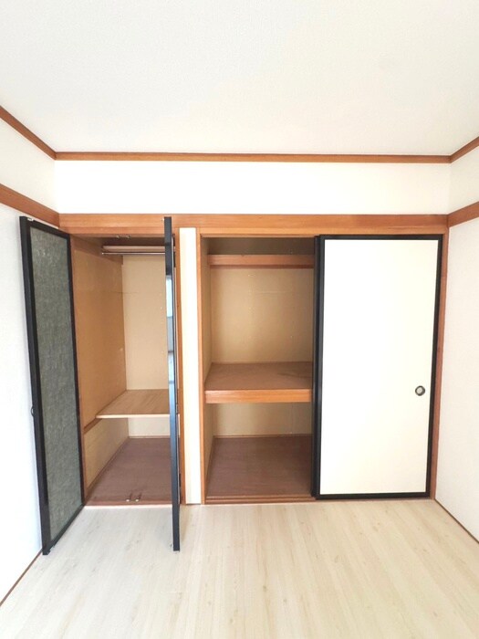 TAILOR4番館の物件内観写真