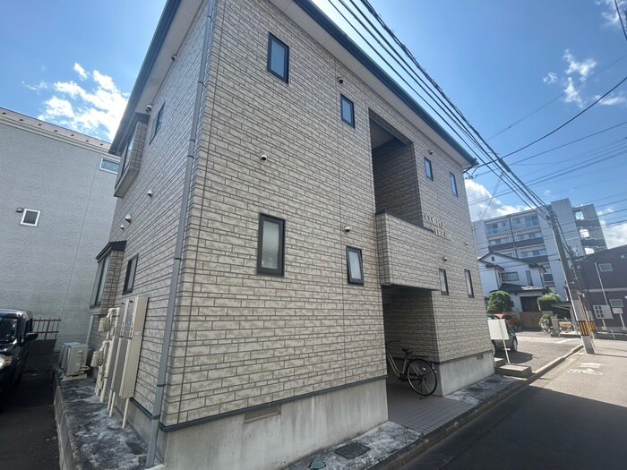 コーポストリームの物件外観写真