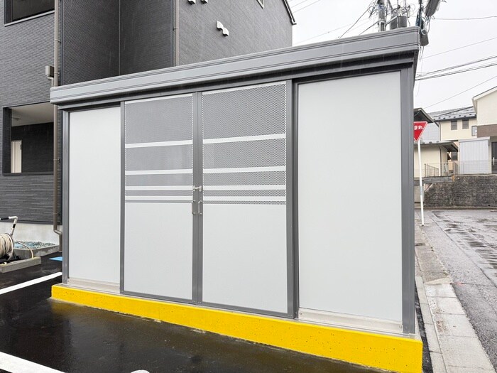 メリディアン・ナオミの物件外観写真