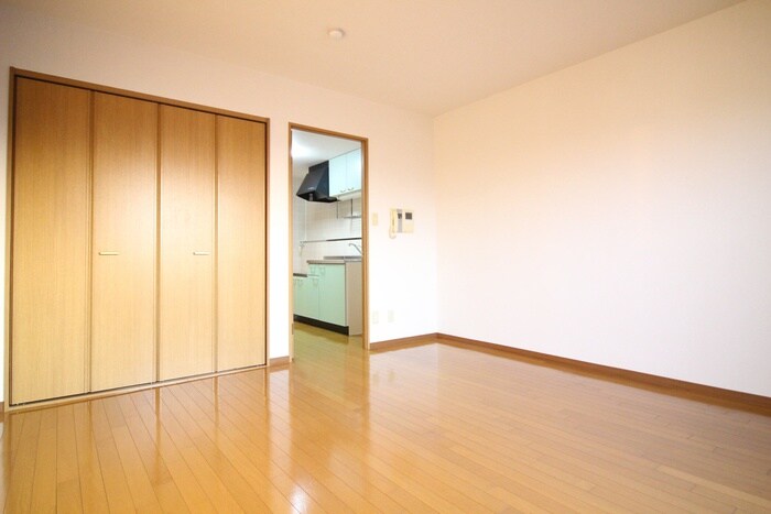 ロイヤルステ－ジ宮城野の物件内観写真