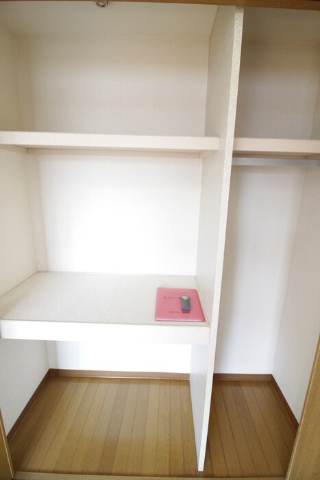 ロイヤルステ－ジ宮城野の物件内観写真