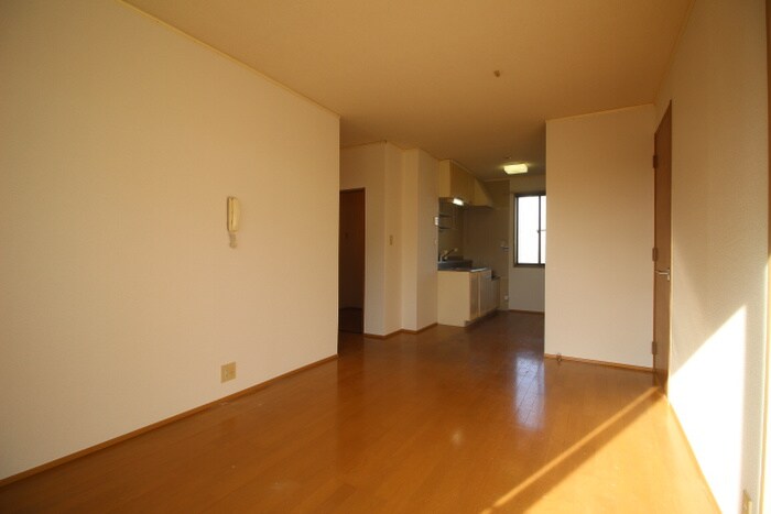 ラ・メルベイユB棟の物件内観写真