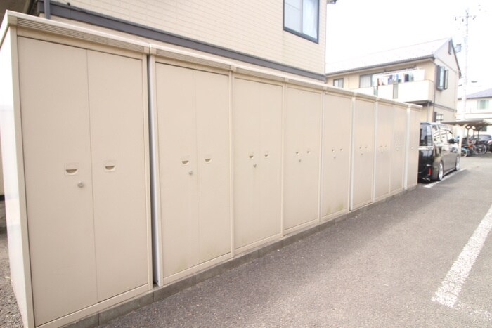 ラ・メルベイユB棟の物件外観写真