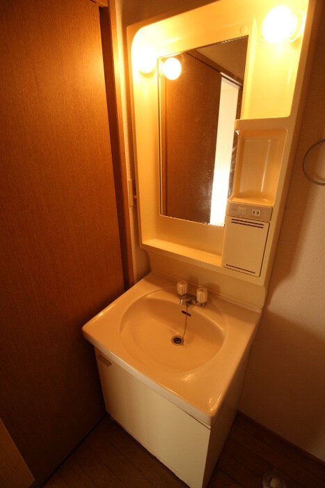 ラ・メルベイユB棟の物件内観写真