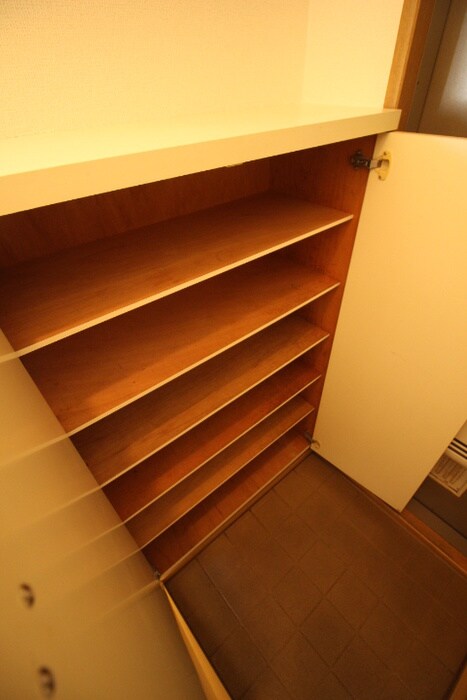 ラ・メルベイユB棟の物件内観写真