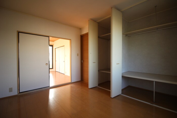 ラ・メルベイユB棟の物件内観写真