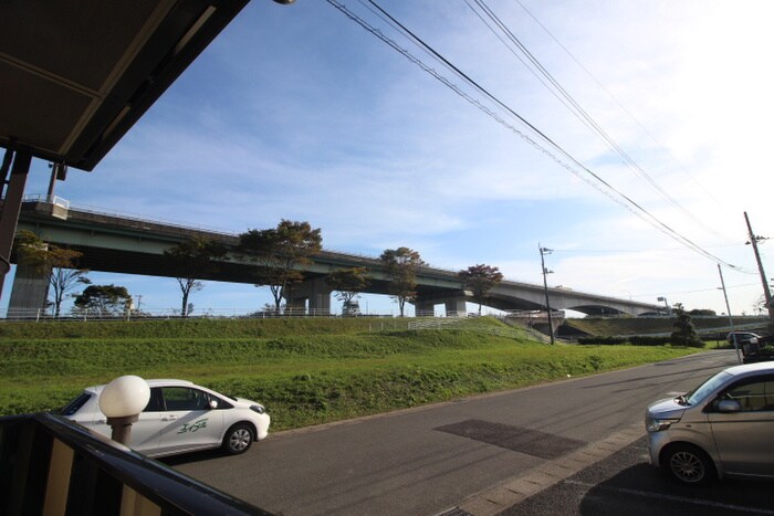 ラ・メルベイユB棟の物件内観写真