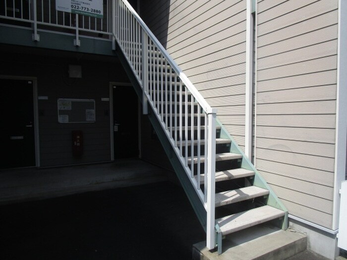 パ－クアベニュ－Ⅰ番館の物件外観写真