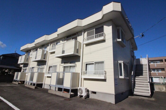 エルディム横山の物件外観写真