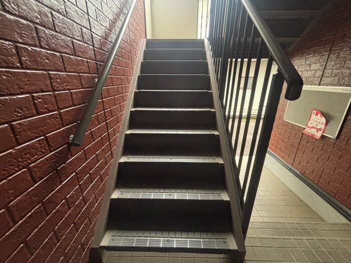 ロイヤルハイツ２５の物件外観写真